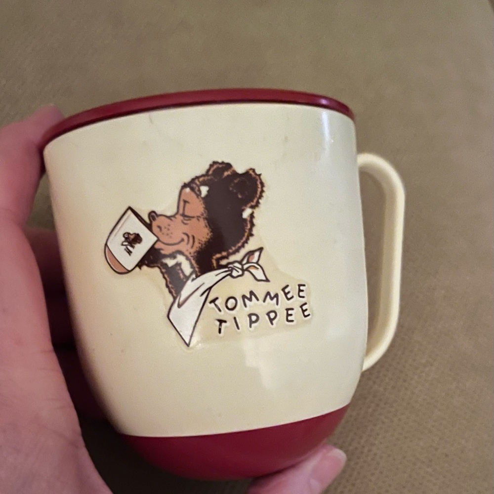 Vintage Tommee Tippee. Vintage